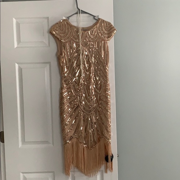 Dresses & Skirts - Rose gold Gatsby dress